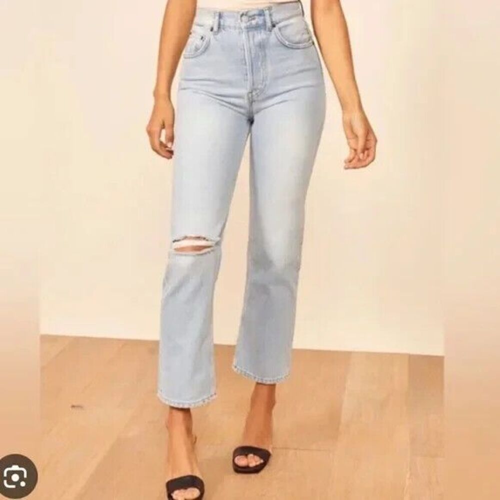 Reformation Cynthia High Rise Straight Leg Jeans in Tahoe Destroyed Size 25